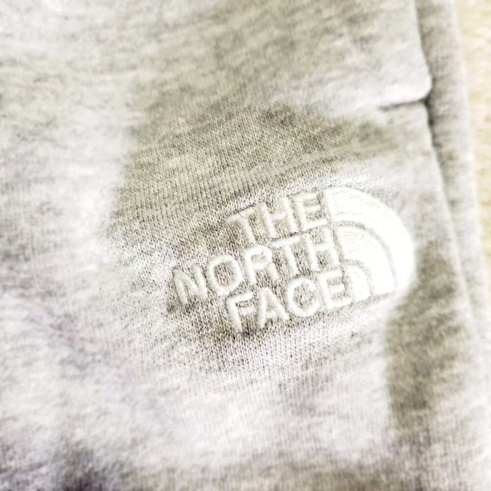 North Face Jogger Sweatpants Small Gray Cozy Lounge Athleisure Activewear - Picture 6 of 10